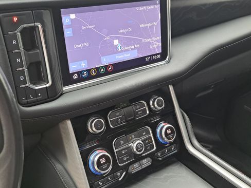 Used 2021 GMC Yukon Denali image 19