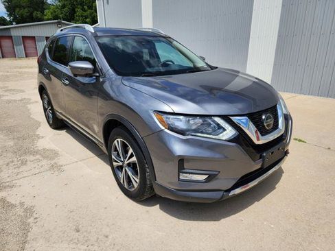 Used 2018 Nissan Rogue SL image 5