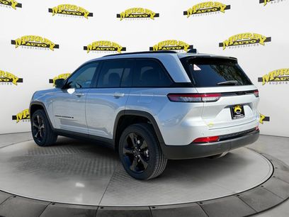 New 2025 Jeep Grand Cherokee Altitude