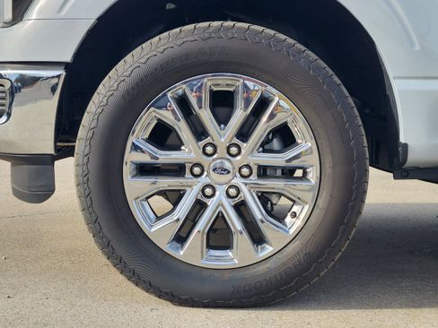 New 2025 Ford F150 Lariat w/ Equipment Group 502A High image 11