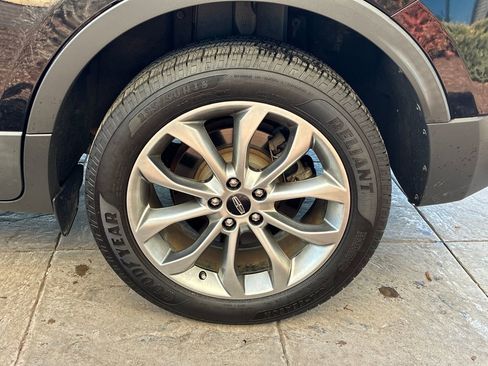 Used 2017 Lincoln MKC Select w/ Select Plus Package image 11