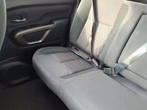 Used 2024 Nissan Titan SV w/ SV Bronze Edition Package image 17