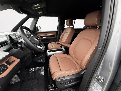 New 2025 Volkswagen ID. Buzz Pro S image 11