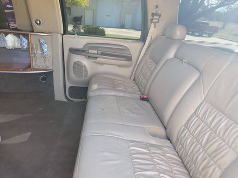 Used 2002 Ford Excursion XLT RWD image 13