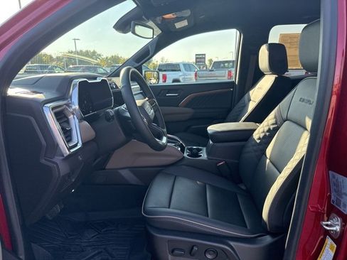 Certified 2024 GMC Canyon Denali image 32