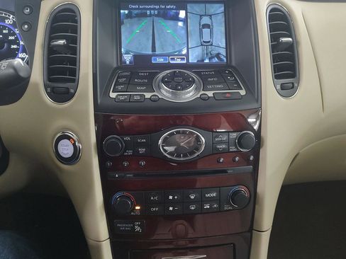 Used 2015 INFINITI QX50 Journey w/ Premium Package image 14