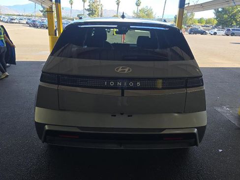 Used 2025 Hyundai Ioniq 5 Limited image 5