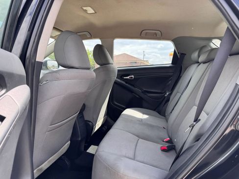 Used 2010 Toyota Matrix FWD image 12