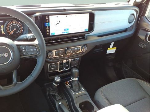 New 2026 Jeep Gladiator Sport AWD/4WD image 15