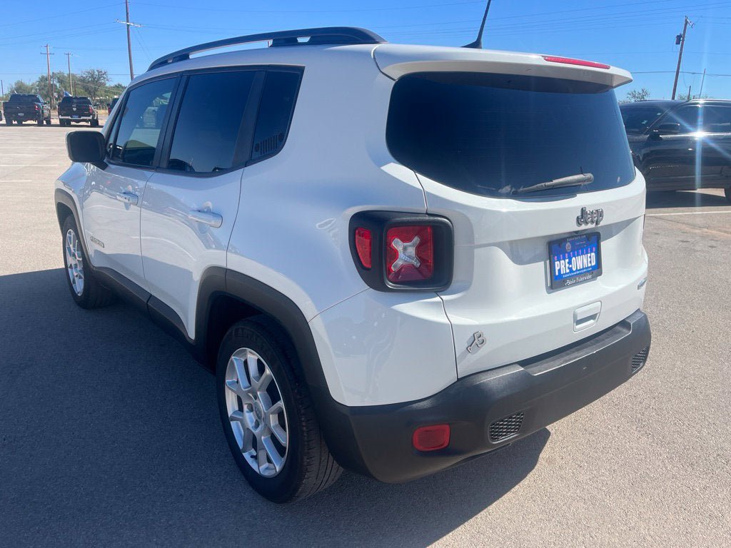 Used 2020 Jeep Renegade Latitude FWD image 3