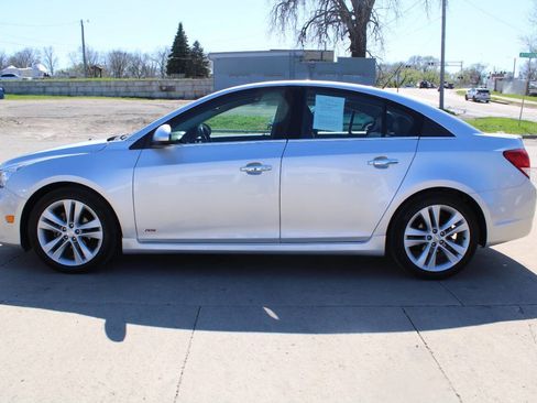Used 2015 Chevrolet Cruze LTZ w/ Sun, Sound and Sport Package FWD image 3