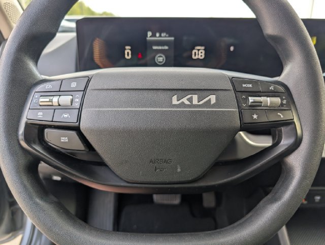 Used 2025 Kia K4 FWD image 19