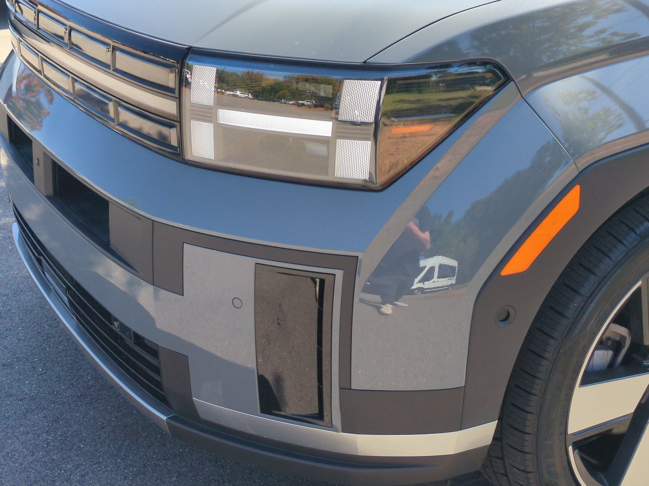 Used 2024 Hyundai Santa Fe Limited AWD/4WD image 8