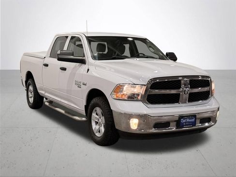 Used 2022 RAM 1500 Classic SLT w/ Electronics Group image 8