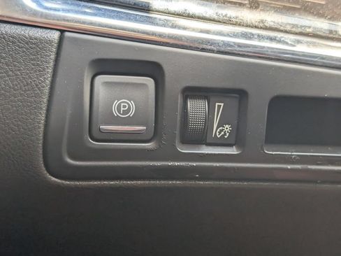 Used 2022 Cadillac XT6 Luxury FWD image 12