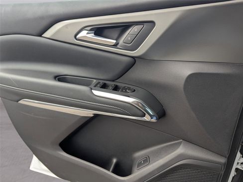 New 2026 Chevrolet Traverse LT w/ Driver Confidence Package image 24