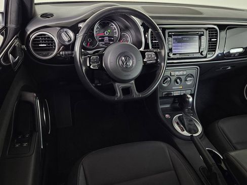 Used 2015 Volkswagen Beetle 1.8T image 8