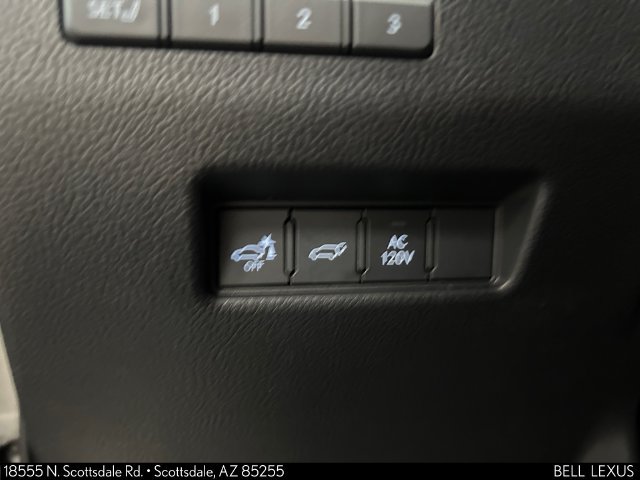 Used 2026 Lexus GX 550 w/ Accessory Package (2T) AWD/4WD image 27