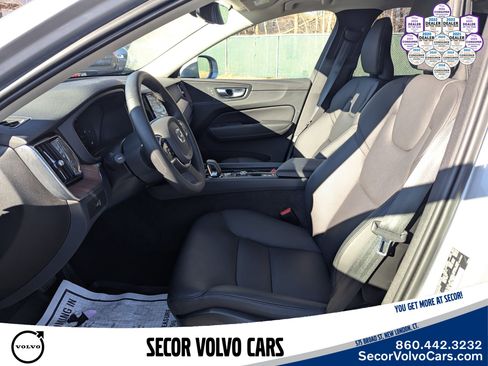 Certified 2023 Volvo XC60 B5 Plus image 11