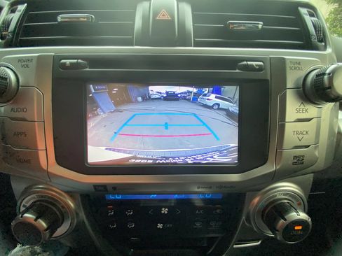 Used 2016 Toyota 4Runner Limited RWD image 13