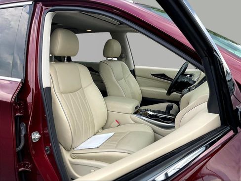 Used 2019 INFINITI QX60 Luxe w/ Sensory Package AWD/4WD image 30
