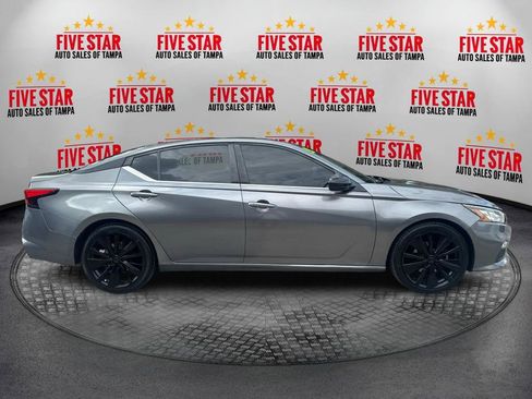 Used 2020 Nissan Altima 2.5 SR FWD image 8