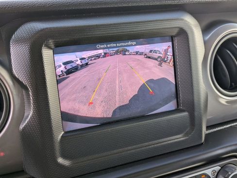 Used 2021 Jeep Wrangler Unlimited Sport S image 23