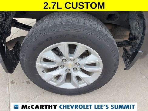 Used 2022 Chevrolet Silverado 1500 Custom AWD/4WD image 17
