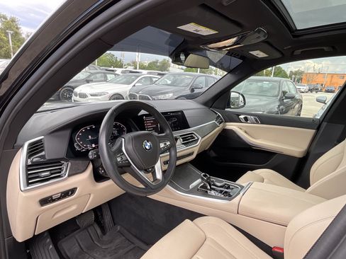 Certified 2022 BMW X5 sDrive40i w/ Premium Package RWD image 8