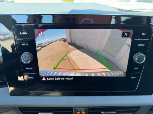 New 2026 Volkswagen Jetta SE FWD image 23