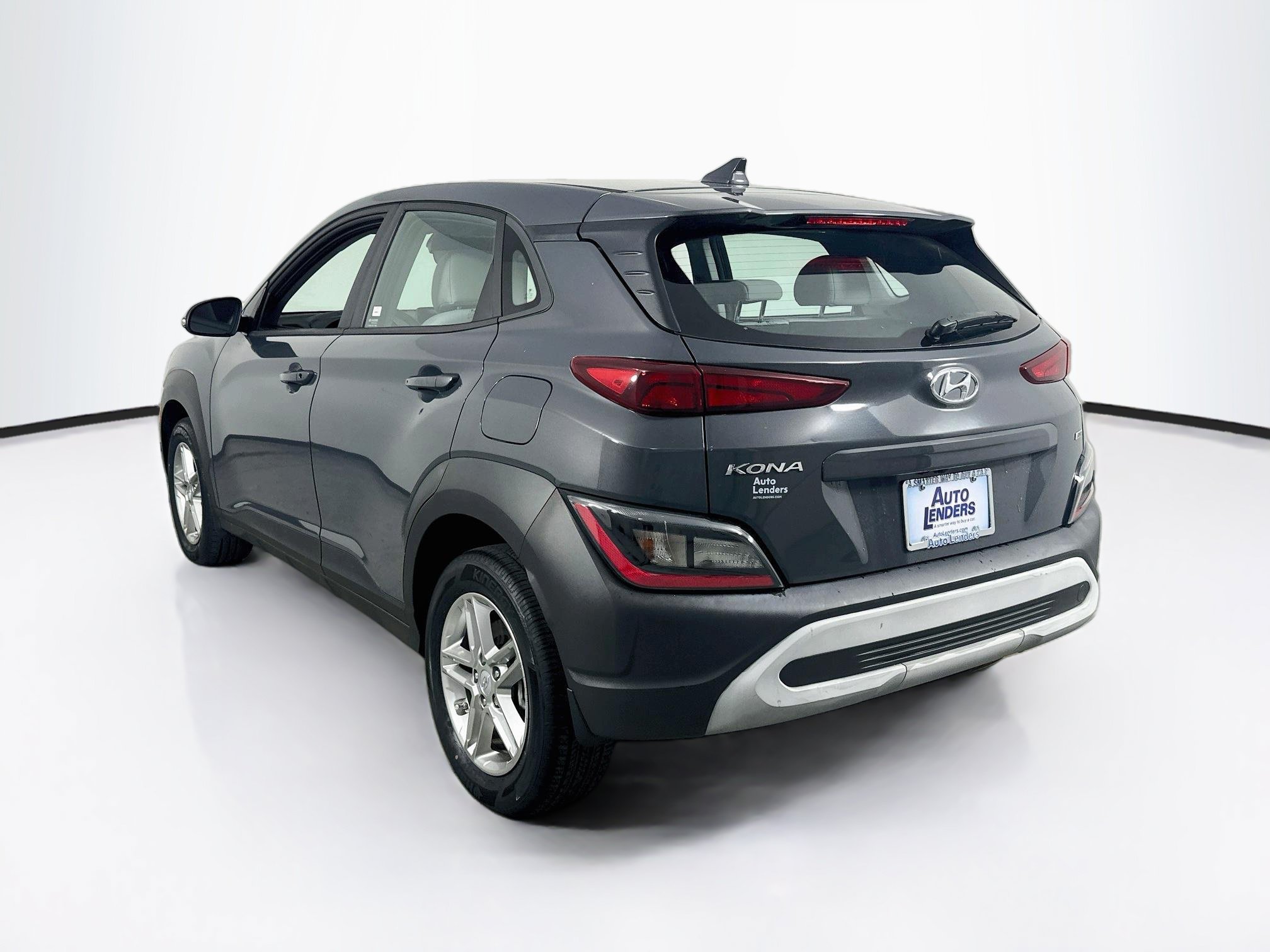 Used 2023 Hyundai Kona SE w/ Cargo Package AWD/4WD image 7