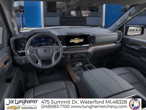 New 2026 Chevrolet Silverado 1500 RST AWD/4WD image 17