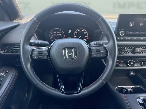 Used 2025 Honda HR-V Sport image 12