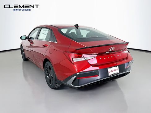 New 2026 Hyundai Elantra SEL Sport Premium FWD image 8
