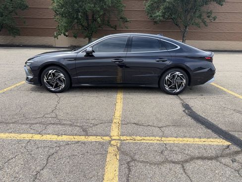 Used 2024 Hyundai Sonata SEL w/ Convenience Package FWD image 26