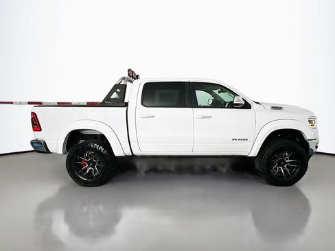 Used 2022 RAM 1500 Laramie AWD/4WD image 8