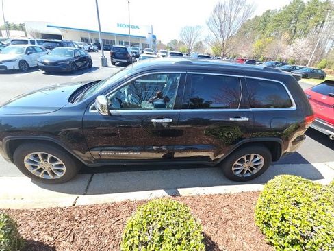 Used 2016 Jeep Grand Cherokee Limited w/ Trailer Tow Group IV image 2