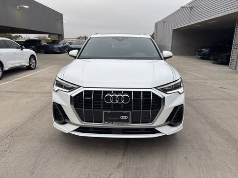 Certified 2025 Audi Q3 2.0T Premium w/ Convenience Package image 2