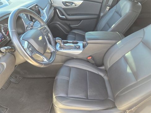 Used 2022 Chevrolet Blazer LT w/ Midnight/Sport Edition image 8
