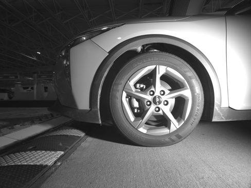 Used 2025 Kia K4 LXS image 12