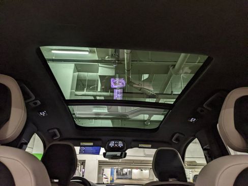 New 2026 Volvo XC90 T8 Plus image 13