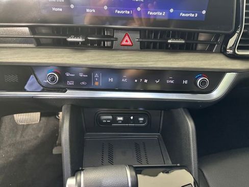 Used 2024 Kia Sportage X-Line w/ X-Line Premium Package image 23