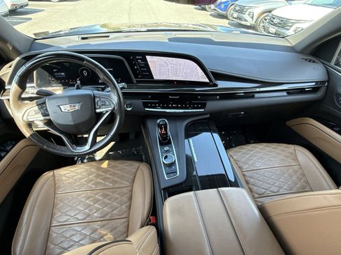 Used 2021 Cadillac Escalade Sport w/ Driver Assist Tech Package image 23