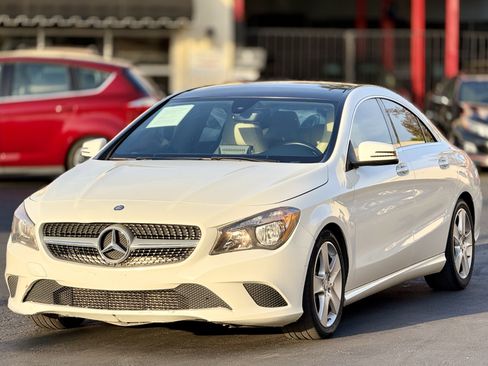 Used 2016 Mercedes-Benz CLA 250 image 4