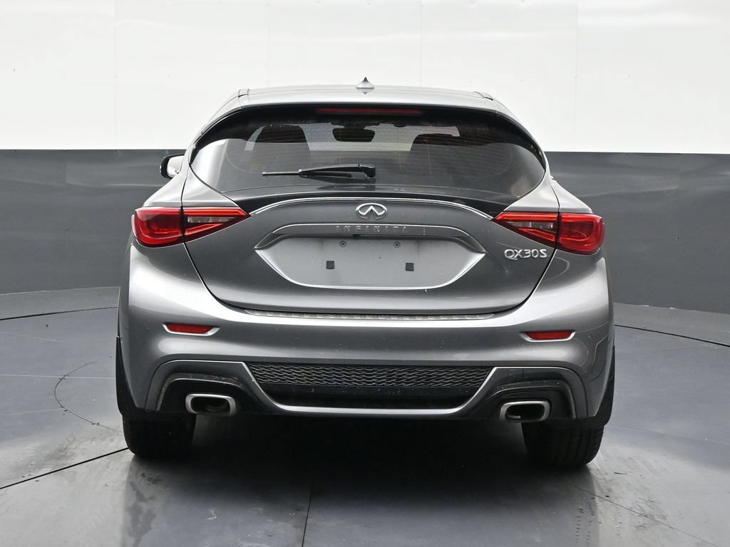 Used 2019 INFINITI QX30 Sport w/ Cargo Package FWD image 4