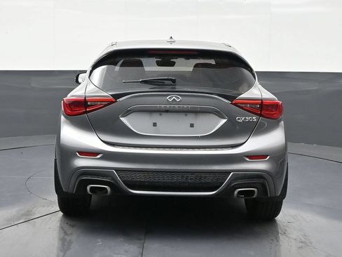 Used 2019 INFINITI QX30 Sport w/ Cargo Package FWD image 4