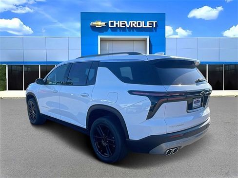 New 2026 Chevrolet Traverse LT w/ LPO, Floor Liner Package image 5