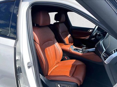 Used 2023 BMW X6 xDrive40i w/ M Sport Package image 9
