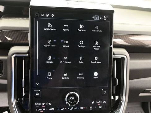 Used 2025 GMC Yukon Elevation w/ LPO, Floor Liner Package AWD/4WD image 24