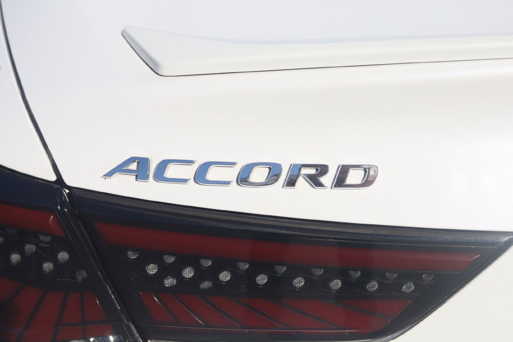 Used 2019 Honda Accord Sport image 33